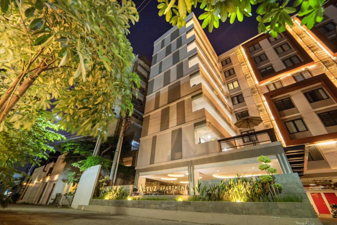 Redliving Apartemen Premium Exclusive Seturan 日惹 外观 照片